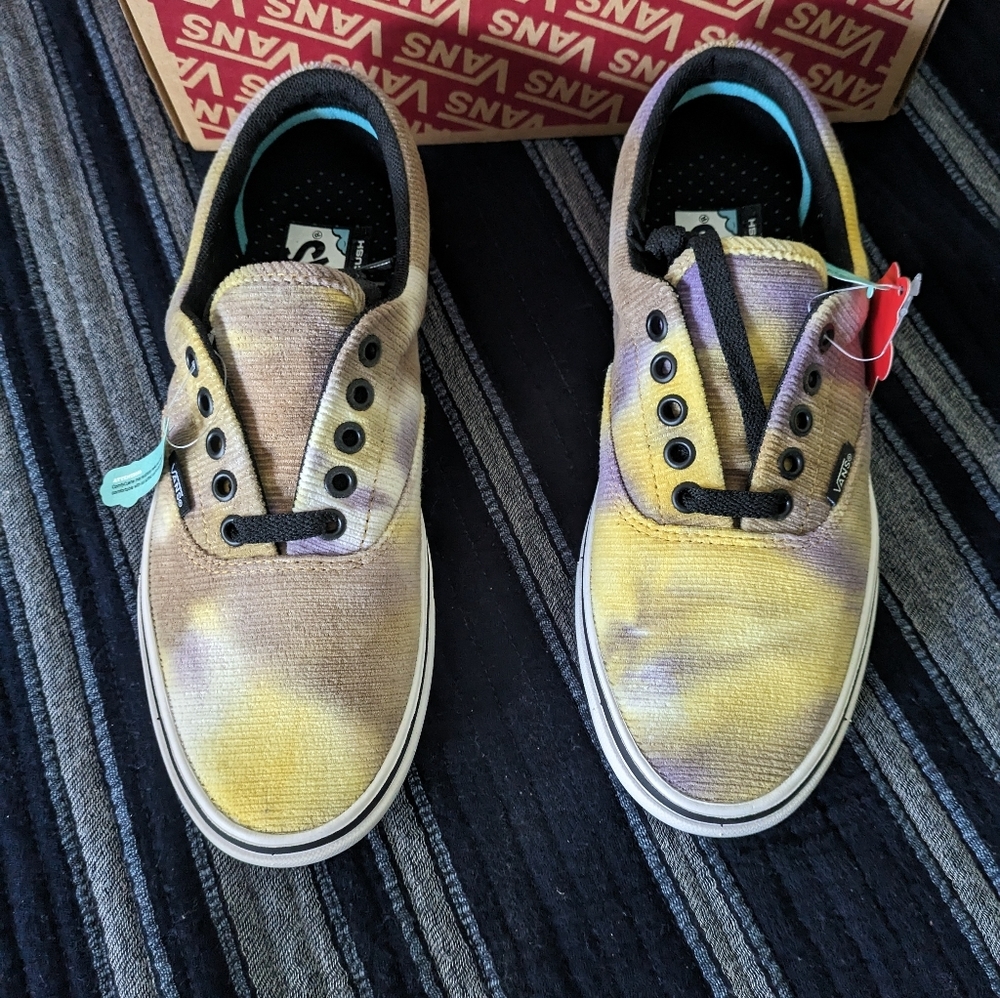 Vans Comfycush Era Women 7 Blotched Purple and Yellow Velvet 042024